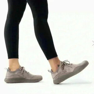 🆕 Lane-Eight Trainer AD 2W, style #AE1003. MSRP: $150.00